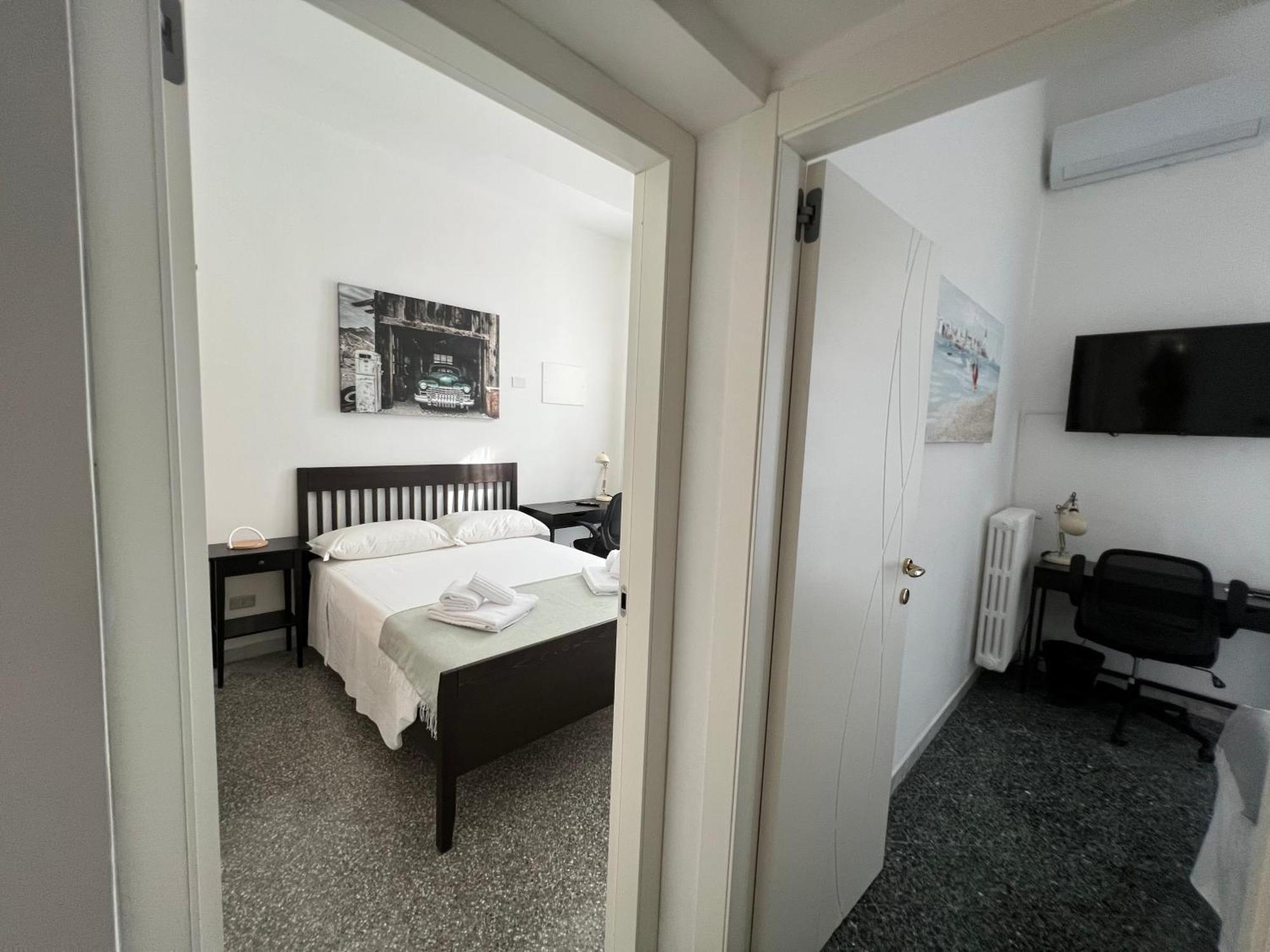 Bari Centro Harmony House Hotel Exterior photo